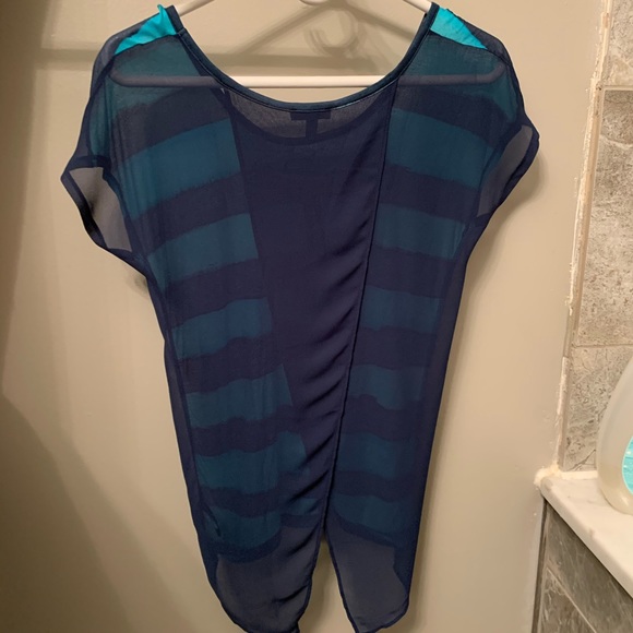 NWT Express top - Picture 3 of 4